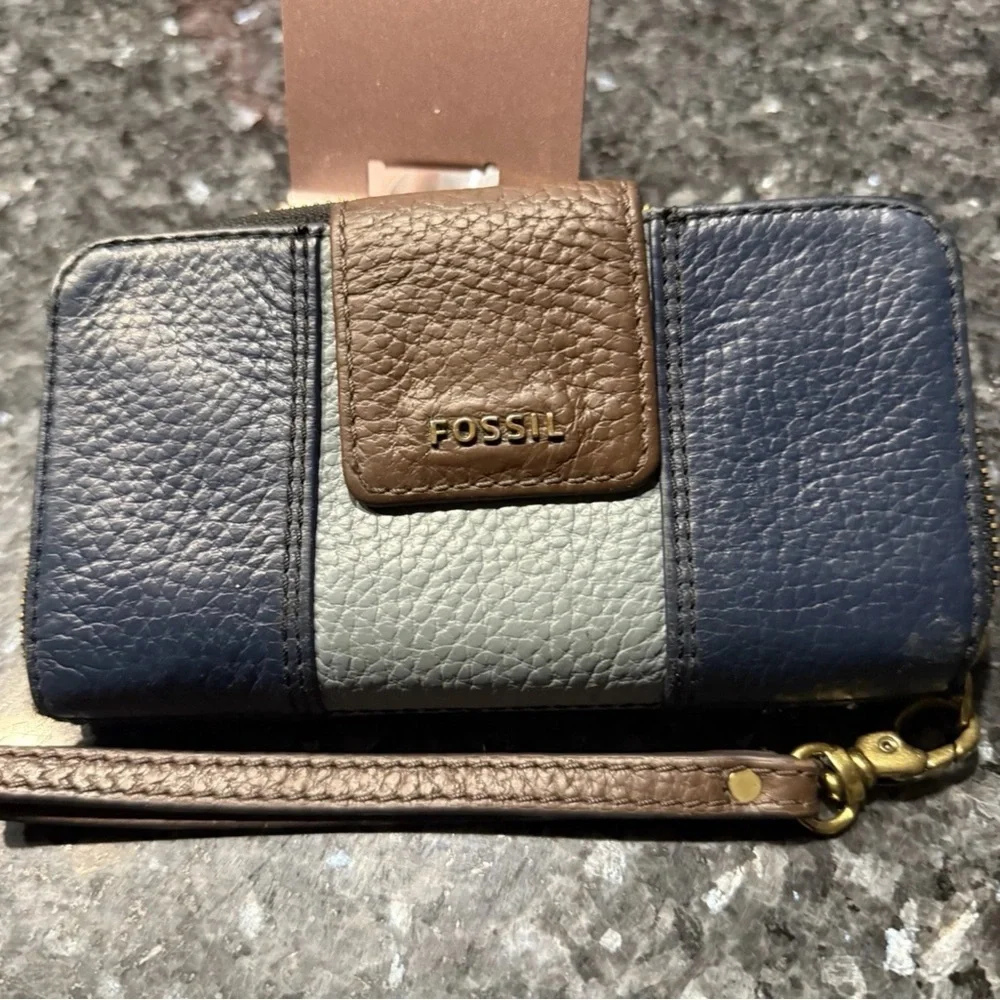 Fossil Women’s Clutch Wallet Leather Brown Black Grey 10-Card Plus Change Pocket